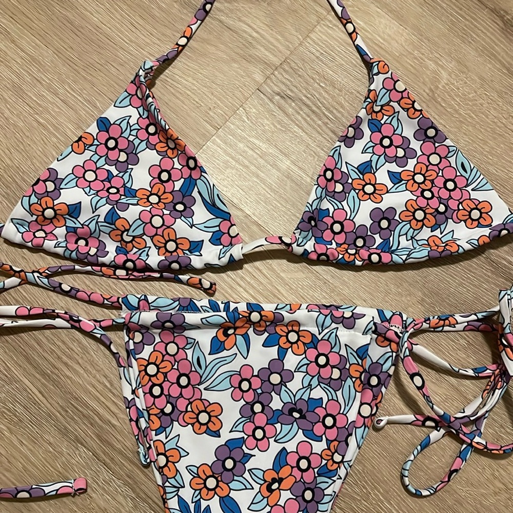Floral bikini